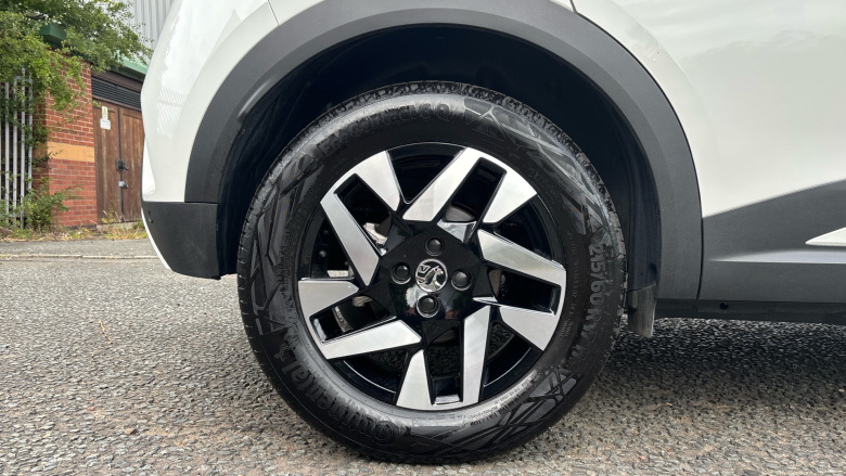 Vauxhall Mokka 100kW Design 50kWh 5dr Auto Electric Hatchback